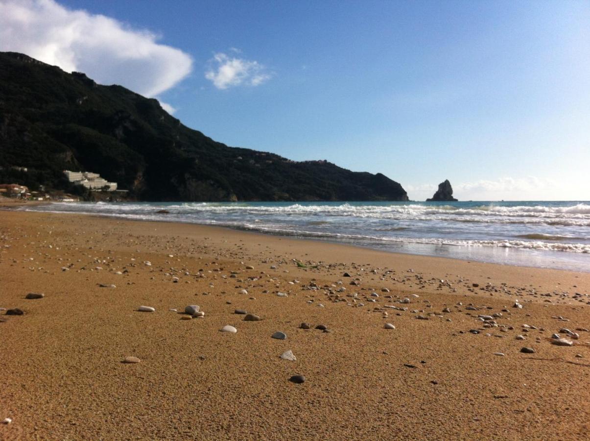Apartamento Sandy Coast Hospitality Agios Gordios  Exterior foto